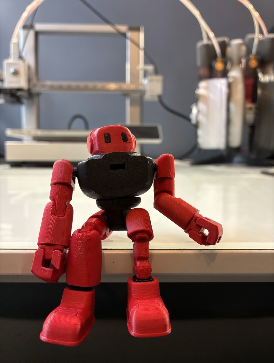 Robô articulado impresso em 3D — LABO 3D Rio